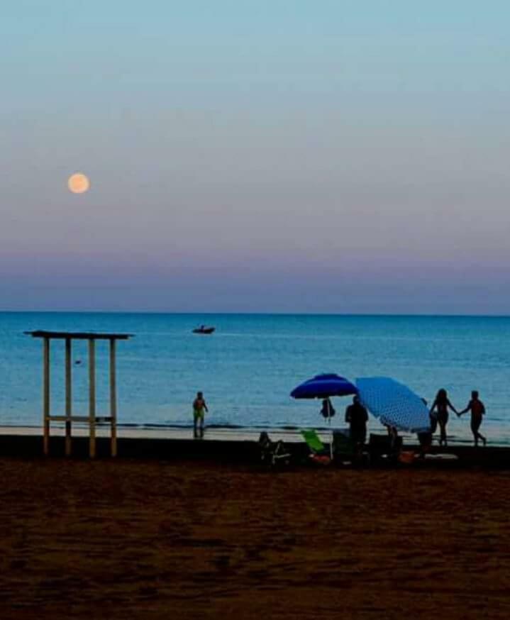 A Pozzallo Vicino Al Mare Villa Exterior photo